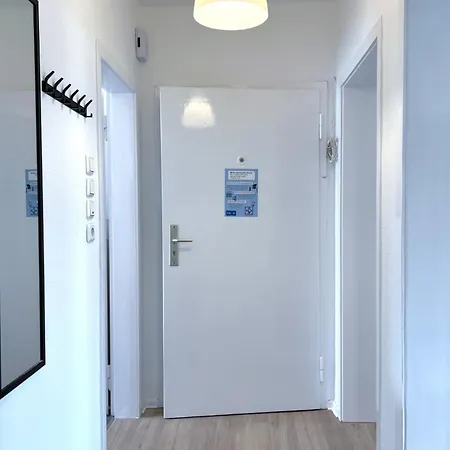 Bege Work Apartment