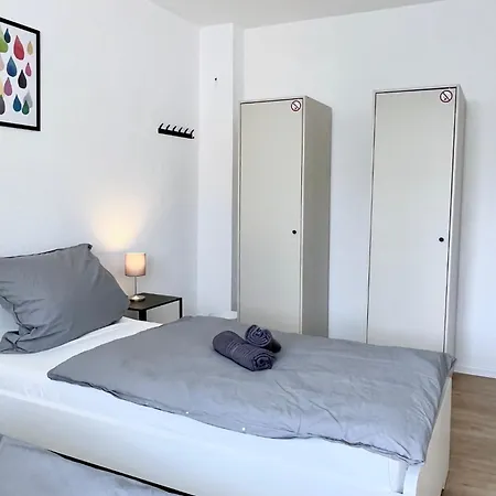 Bege Work Apartment