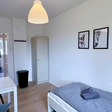 Apartment Bege Work